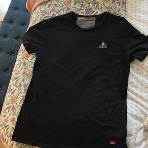 Aviator Nation size M Tee